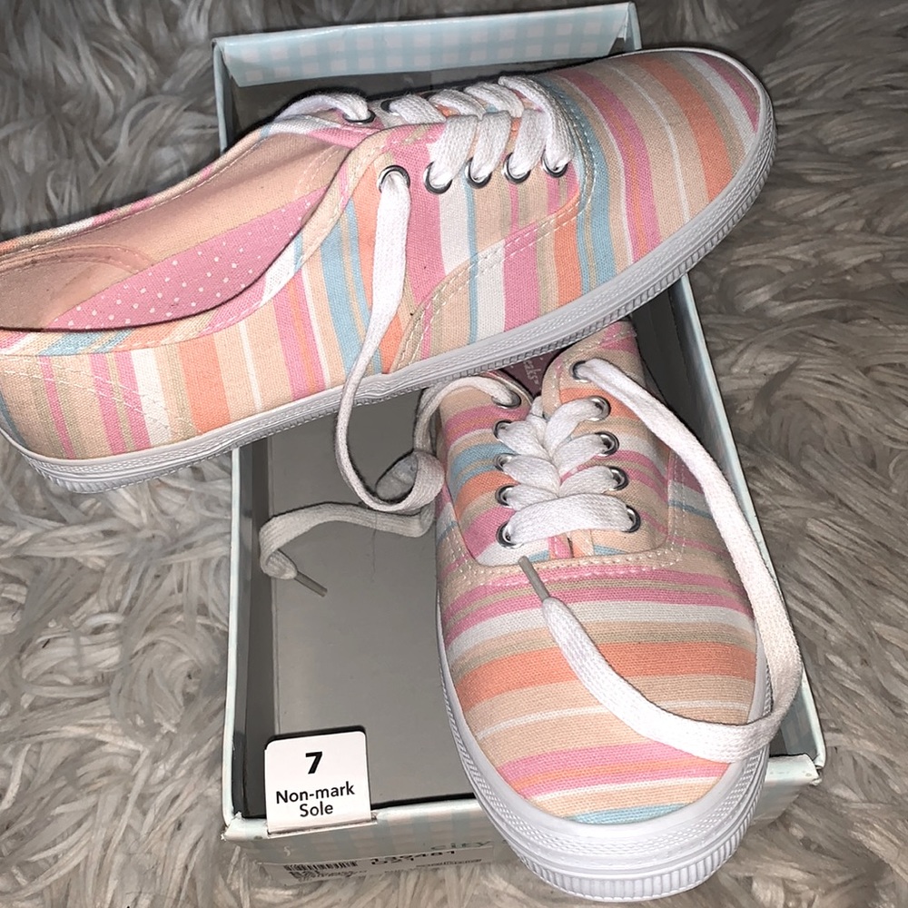 Brand new never worn still in the box